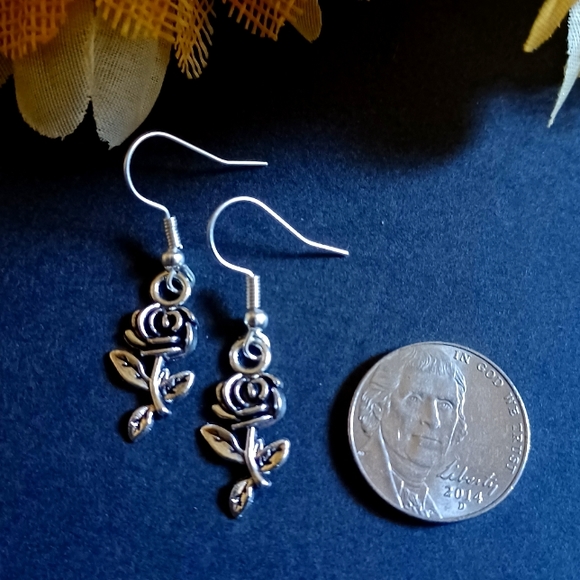 Dainty Silver Rose Handmade Earrings - Picture 2 of 2